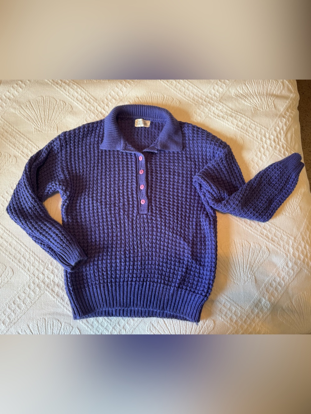 Vintage 80’s/90’s  Here’s a Hug Purple Knit Polo Sweater pink buttons
